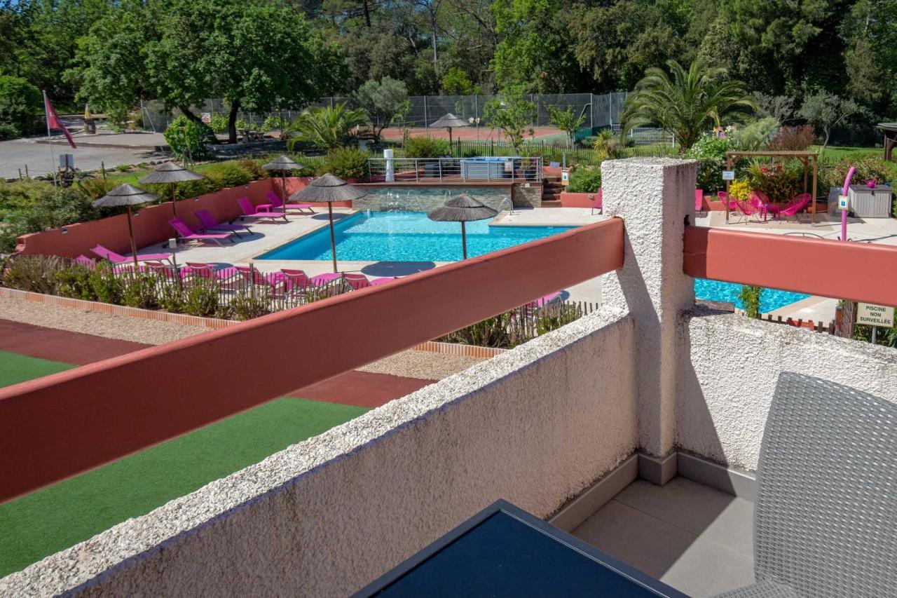 Les Pins Blancs En Provence Hotel Le Muy Bagian luar foto